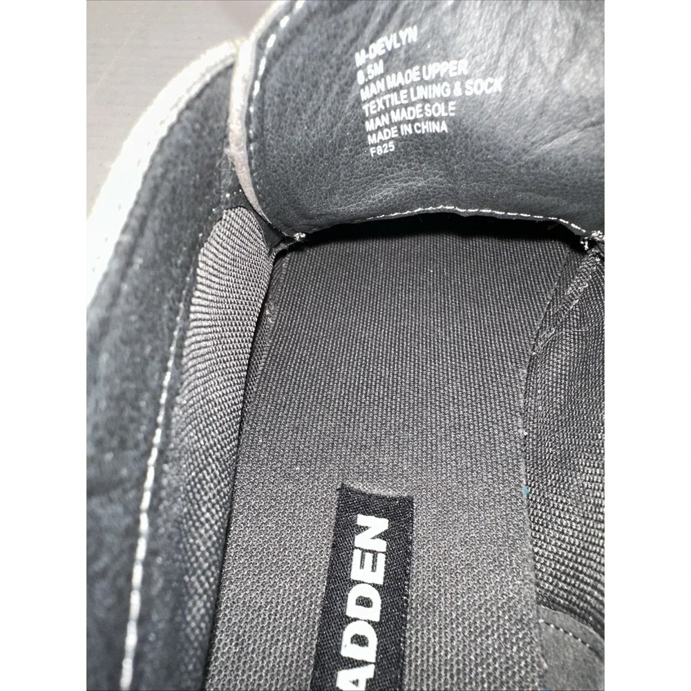 Steve Madden M-devlyn Chukka Boots Sz 8.5 Gray Faux Leather Lace-Up‎ Shoes